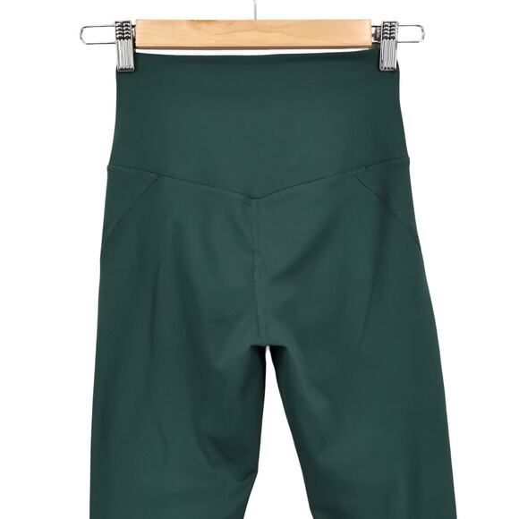 Girlfriend Collective Compressive High Rise Legging Moss Green Size XS - Picture 4 of 6